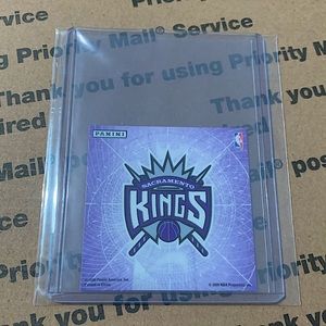 ‘09 Sacramento Kings Panini Team Sticker Card